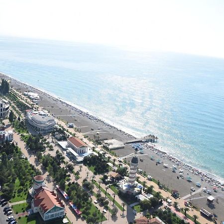 Heaven'S Palace Aparthotel Batumi Eksteriør bilde